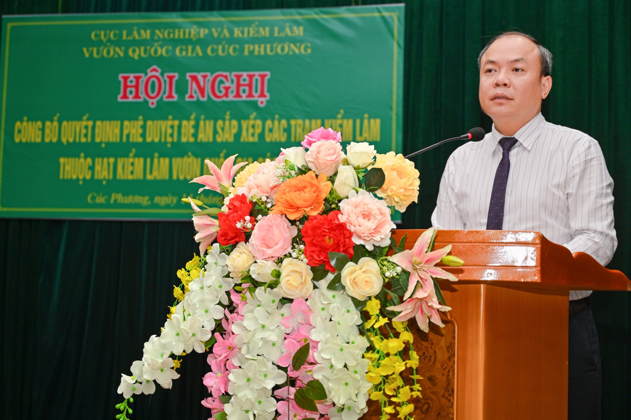 HỘI NGHỊ CÔNG BỐ QUYẾT ĐỊNH PHÊ DUYỆT ĐỀ ÁN SẮP XẾP CÁC TRẠM KIỂM LÂM THUỘC HẠT KIỂM LÂM VƯỜN QUỐC GIA CÚC PHƯƠNG